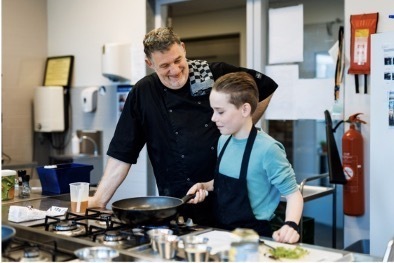 diner-bij-restaurant-binnen-bij-parcours 2